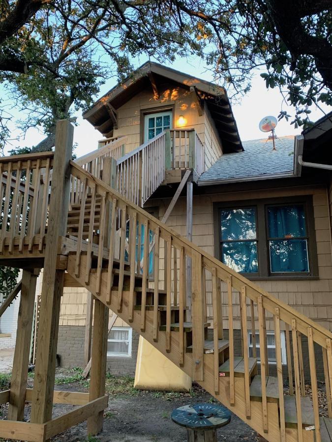 Rustic Rooftop Delight - Bay Front Apts Norfolk Kültér fotó